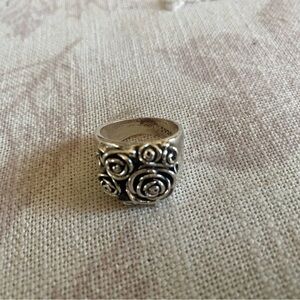 Silver Rose Cluster Statement Ring - Women Jewelry SZ 8